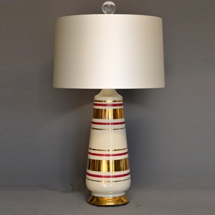 SINGLE Funky vintage ceramic table lamp. 